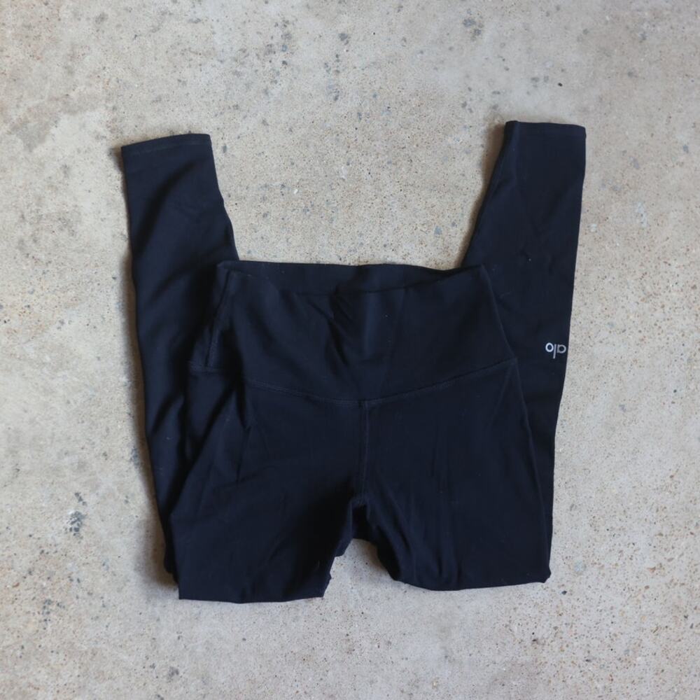 Alo Yoga Black High Waisted Leggings Cropped 7/8 Performance Activewear S